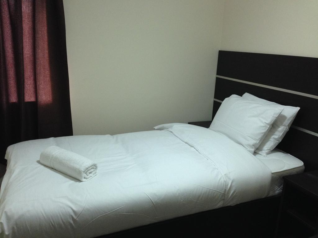 New Globe 3* Londra